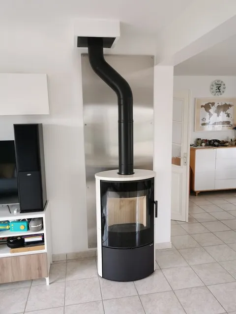 Poêle à bois Romotop Ovalis G Céramique Blanche 