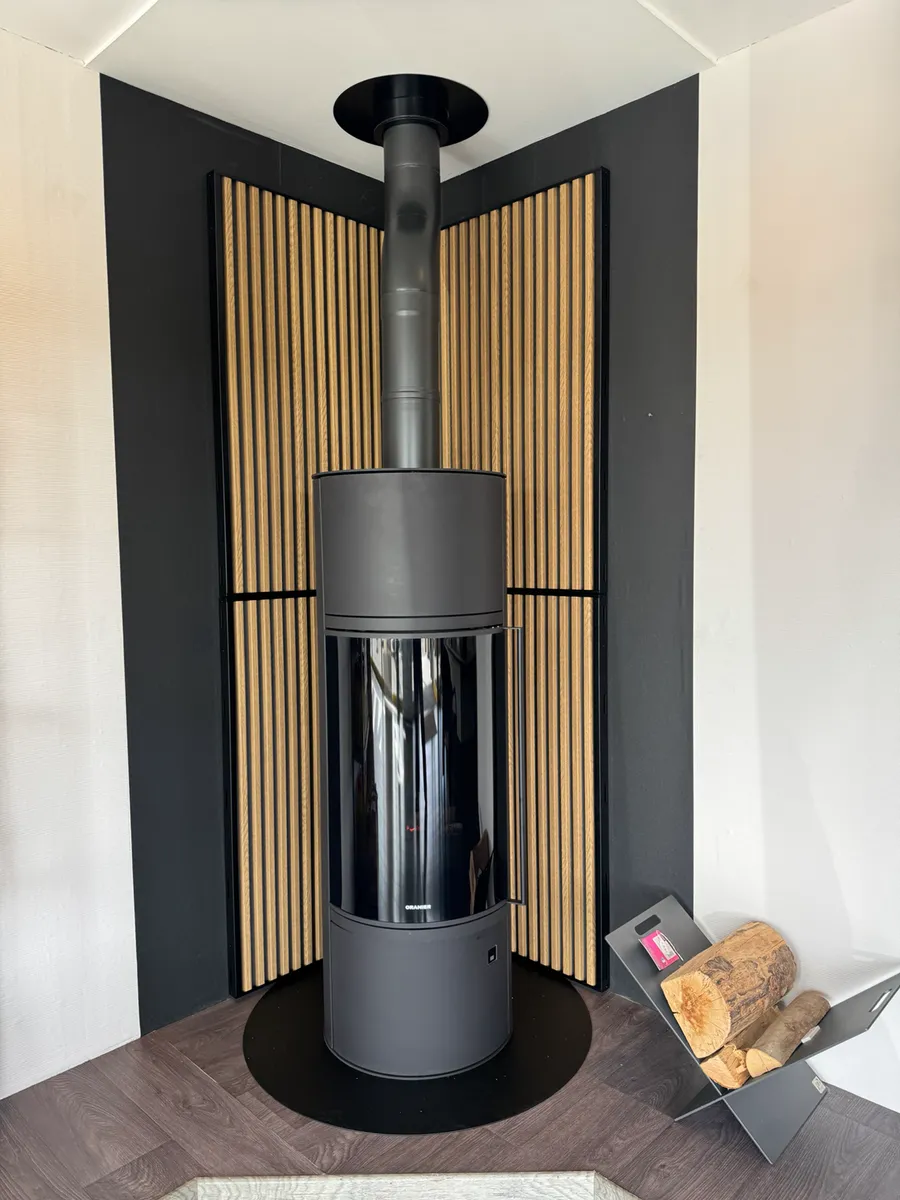 Poêle à bois Oranier Arena W+ 2.0 pureBLACK
